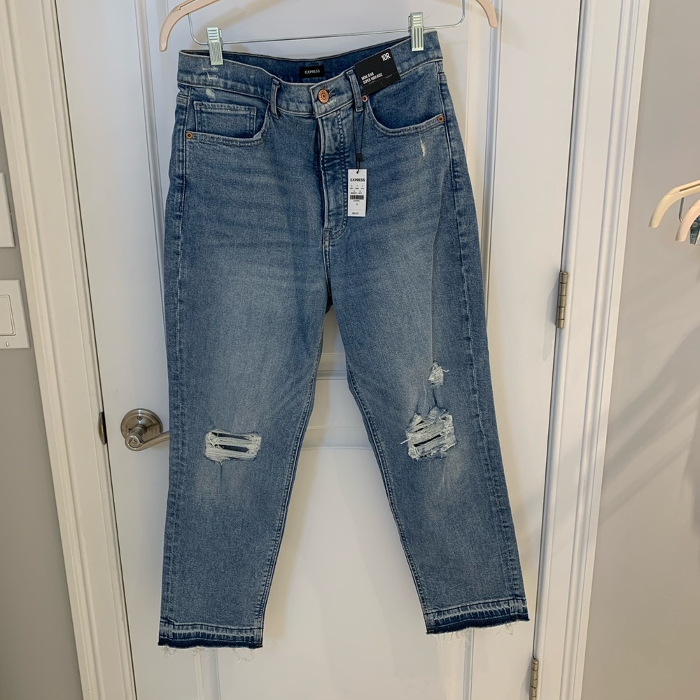 Express *NWT* Mom Jeans Size 10R